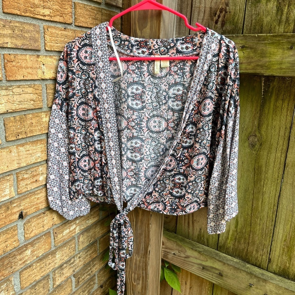 Japna Red and Black Tie Front Crop Blouse